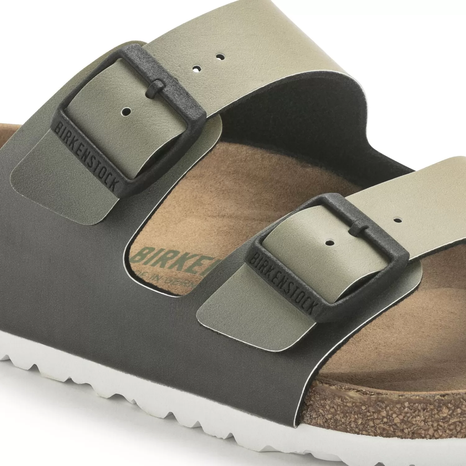 Birkenstock sandali Arizona con doppia fascetta regolabile - modello classico uomo in sughero naturale, plantare anatomico per massimo comfort giornaliero.