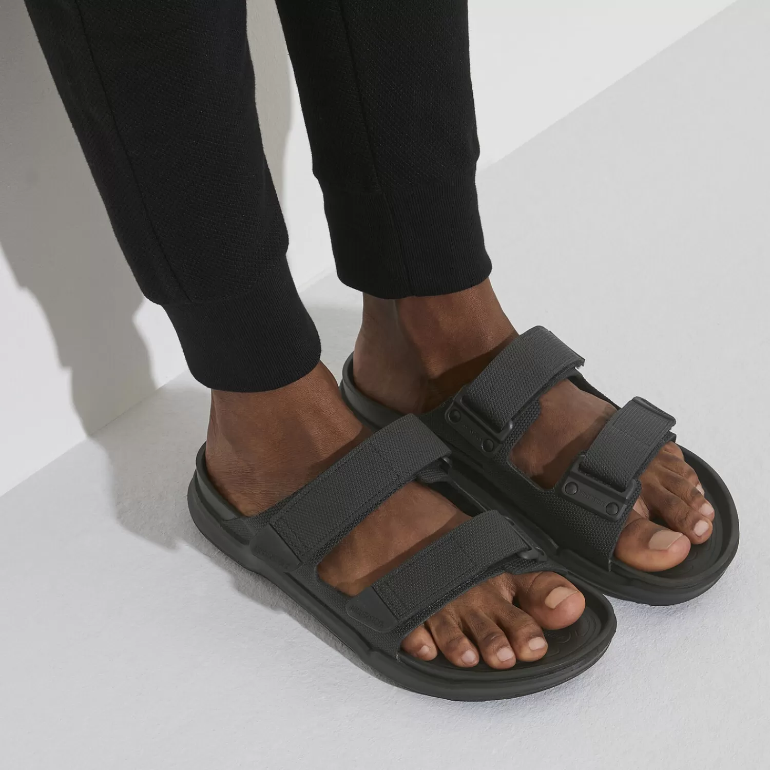 Birkenstock Sandali ATACAMA per Uomo - Comodi con 2 Fascette Regolabili, Design Resistente per Escursioni e Tempo Libero
