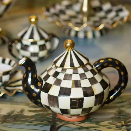 Teiera Artigianale MacKenzie-Childs in Ceramica - Motivo Courtly Check Elegante, Consegna Rapida Online
