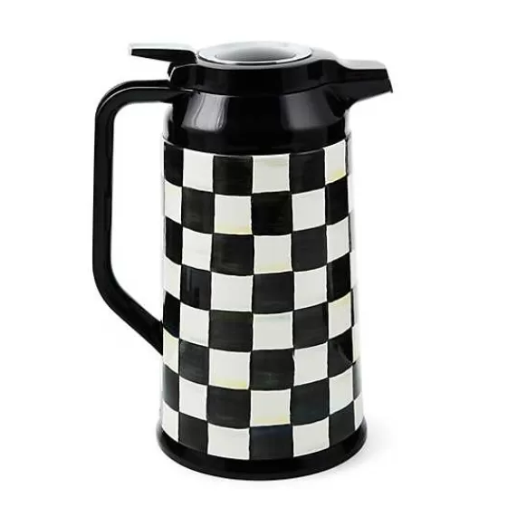 Caraffa da Caffè Scacchi Regali - MacKenzie-Childs | Design Elegante con Stile senza Tempo 

Raffinata caraffa termica in ceramica decorata a motivi geometrici classici, perfetta per eleganti rituali del caffè. Realizzazione artigianale MacKenzie-Childs - Eccellenza nella tradizione anglosassone.