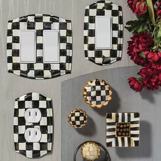 Placca Interruttore Elegante Doppia Levetta - Design MacKenzie-Childs con Motivo Geometrico Vintage, Soluzione Pratica per Arredamento