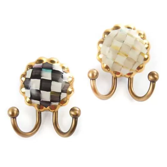 Ganci Tondi in Scacchi Regali - Collezione Esclusiva MacKenzie-Childs

（：：1.