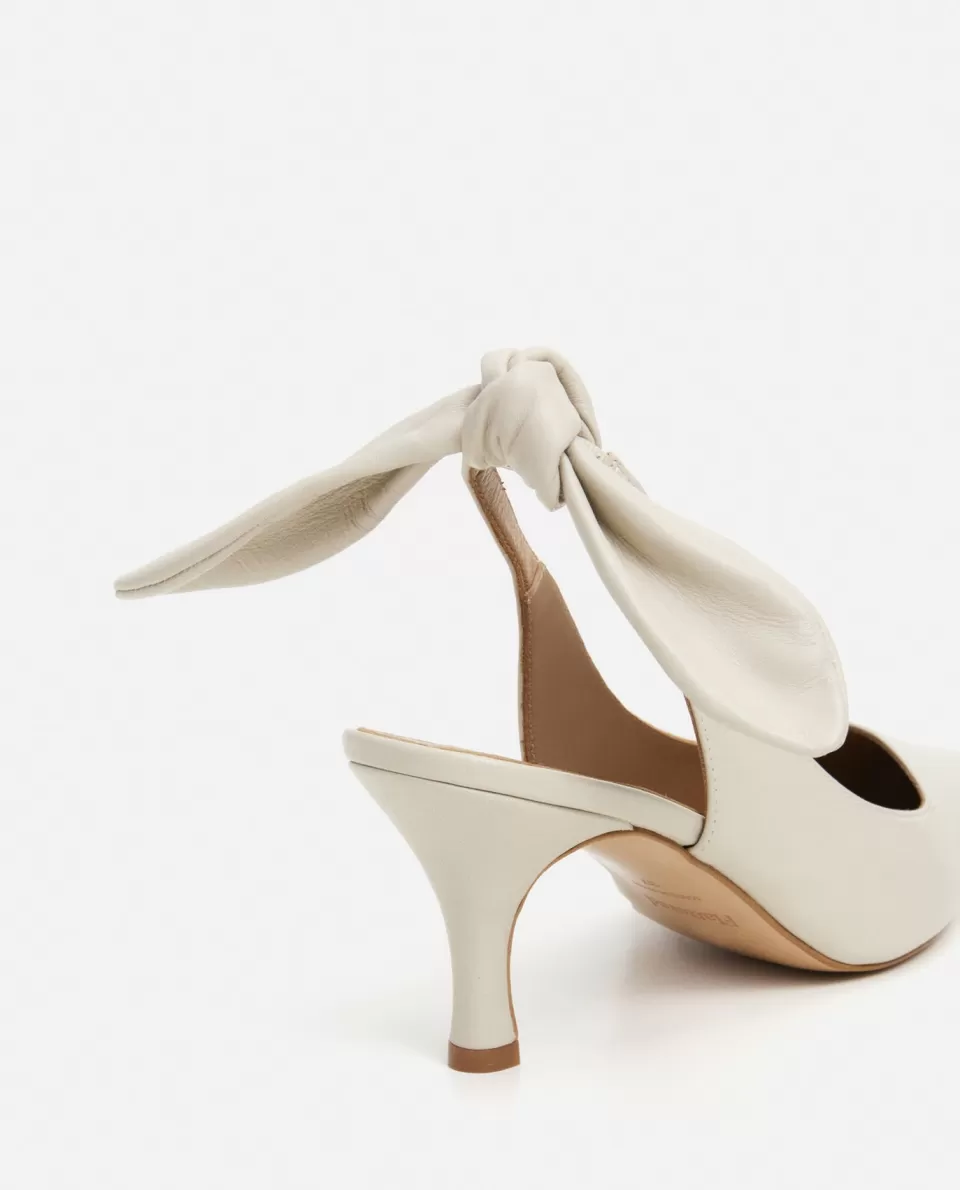 Scarpe in Pelle Flattered Francesca con Fiocco Elegante - Tacco Basso Comodo e Stile senza Tempo