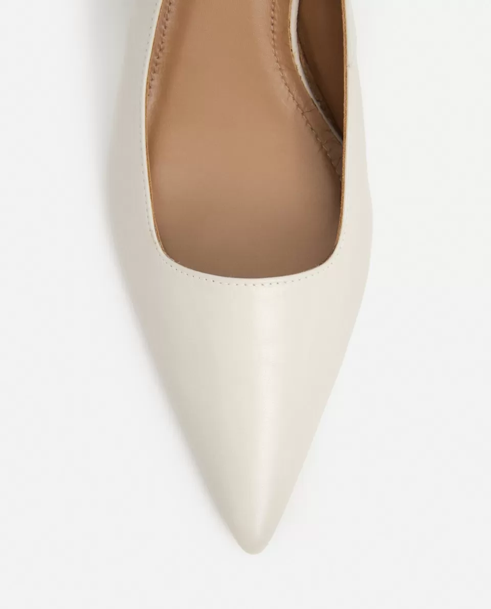 Scarpe in Pelle Flattered Francesca con Fiocco Elegante - Tacco Basso Comodo e Stile senza Tempo