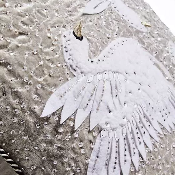 Cuscino Decorativo a Forma di Elegante Cigno – Capolavoro Artigianale MacKenzie-Childs per la Collezione Festiva