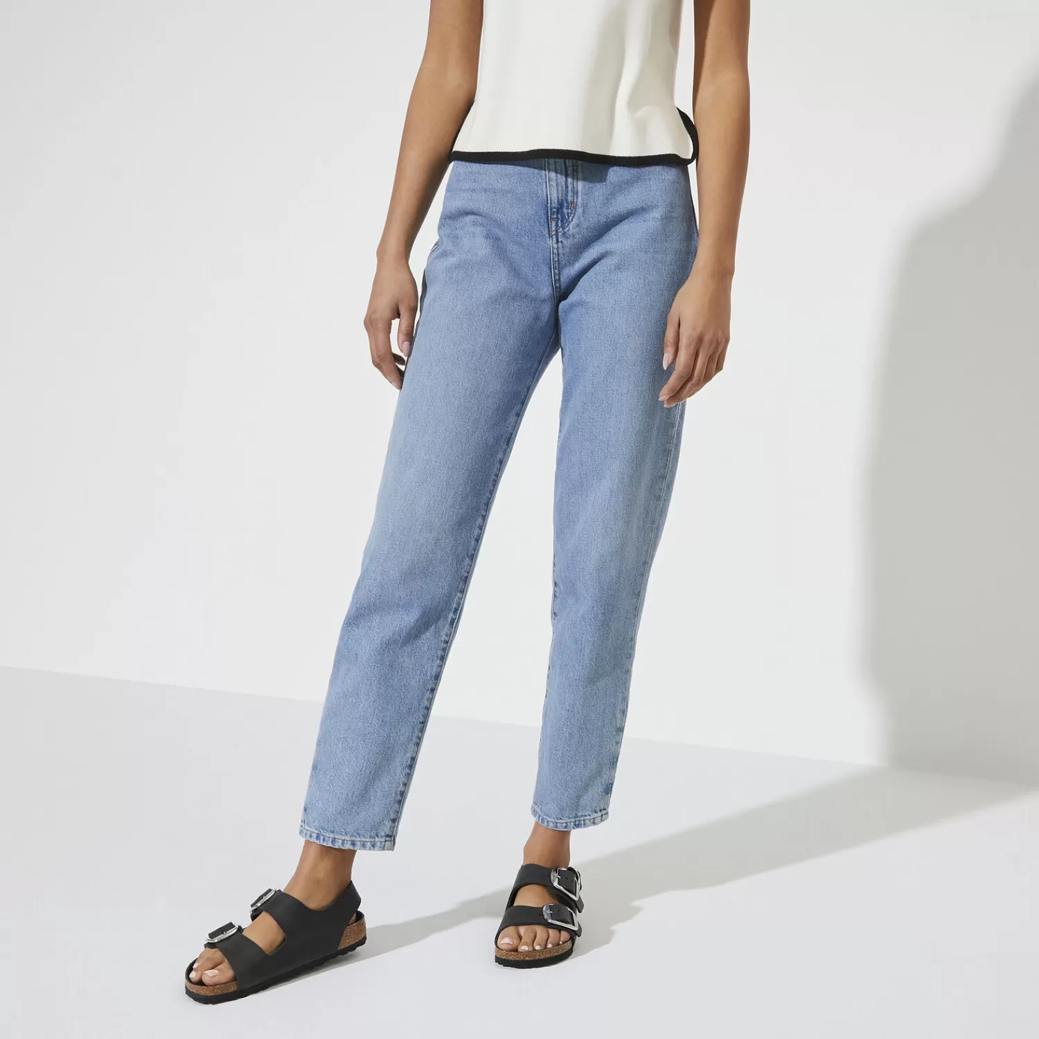Sandali estivi Birkenstock Milano con fibbia larga e cinturini regolabili - Design confortevole e stiloso per donna