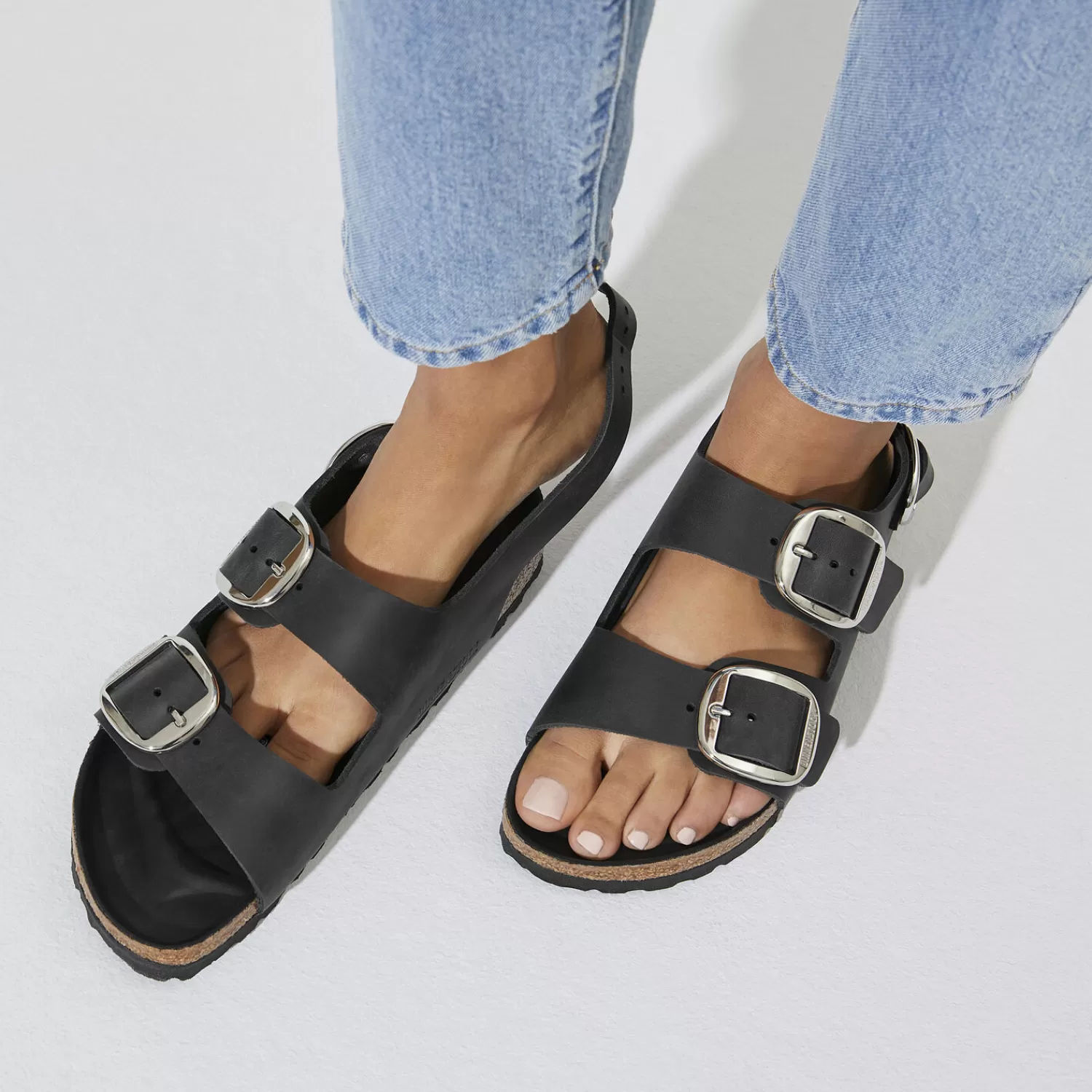 Sandali estivi Birkenstock Milano con fibbia larga e cinturini regolabili - Design confortevole e stiloso per donna