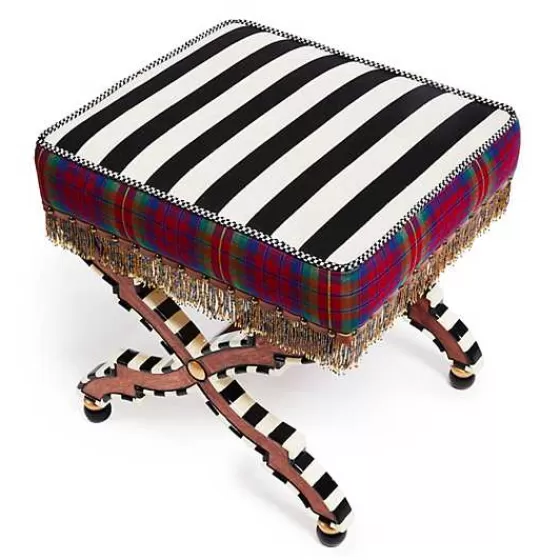 MacKenzie-Childs: Sgabello Elegante con Rivestimento Righe Wall Street - Design Decorativo Imbottito, Collezione Esclusiva