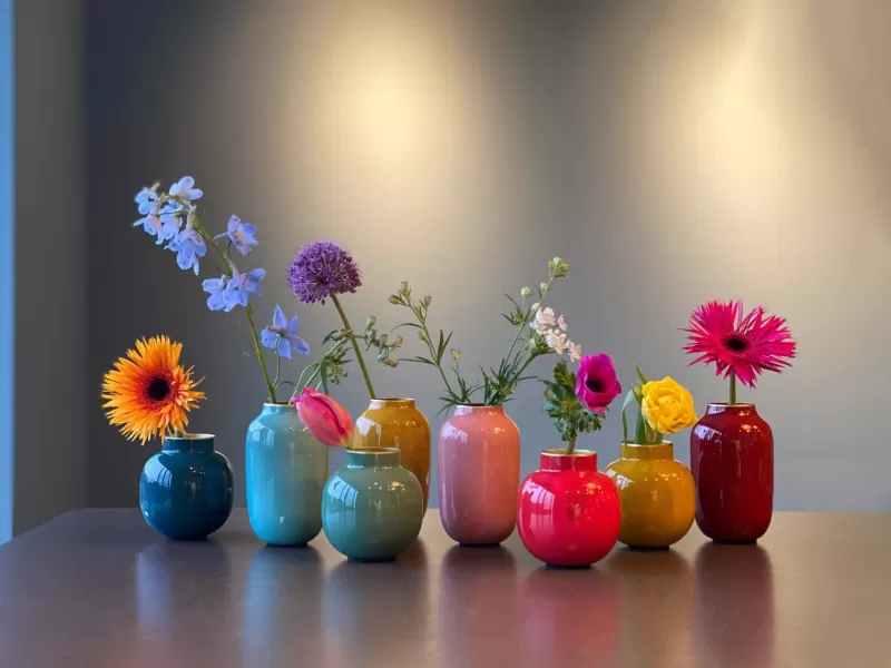 Vaso Ovale Mini Rosso di Pip Studio - Design Moderno per Interni, Altezza 14 cm