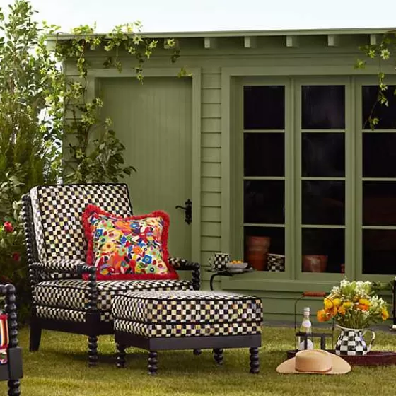 Poltrona da Giardino MacKenzie-Childs con Braccioli Torniti - Design Classico per Esterni

Sedia da Esterno Stile Vittoriano con Intreccio a Spire - Collezione Esclusiva MacKenzie-Childs

Elegante Sedia da Esterno con Braccioli Torniti - Collezione Firmata MacKenzie-Childs

Poltrona da Giardino con Motivo Spindle Check - Edizione Limitata MacKenzie-Childs

Sedia da Terrazzo con Design a Colonnine - Linea Artigianale MacKenzie-Childs

Poltrona da Esterno con Rifiniture a Spirale - Stile Esclusivo MacKenzie-Childs

Sedia da Giardino con Braccioli Torniti - Edizione Speciale MacKenzie-Childs

Poltrona da Esterno con Intreccio Decorativo - Collezione Primavera MacKenzie-Childs

Sedia da Esterno in Stile Rustico Chic - Linea Autentica MacKenzie-Childs

Poltrona da Giardino con Motivo a Spirale - Design senza Tempo MacKenzie-Childs