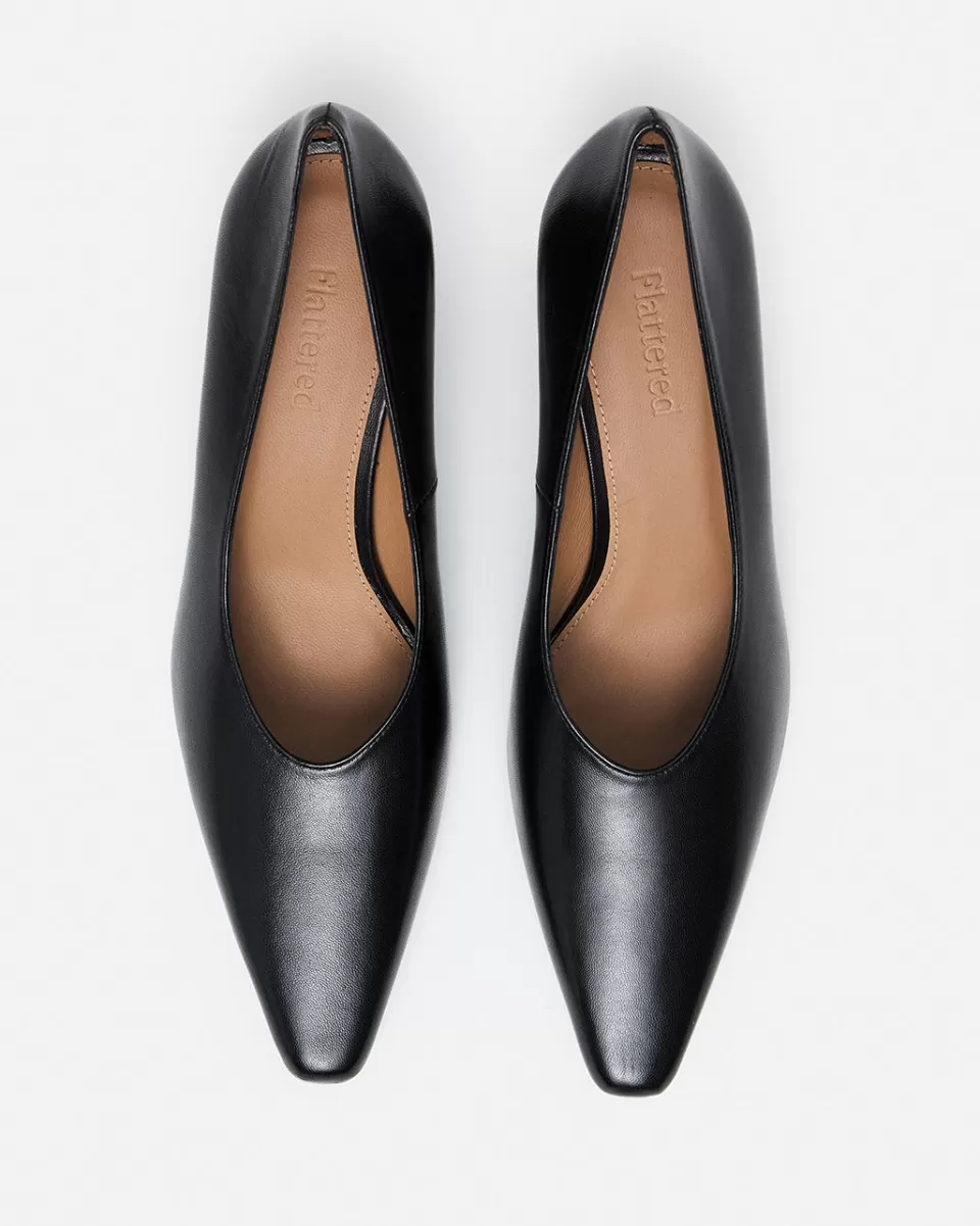 Flattered Design Esclusivo - Scarpe con Fibbia a Catena in Pellame Morbido Stile Contemporaneo